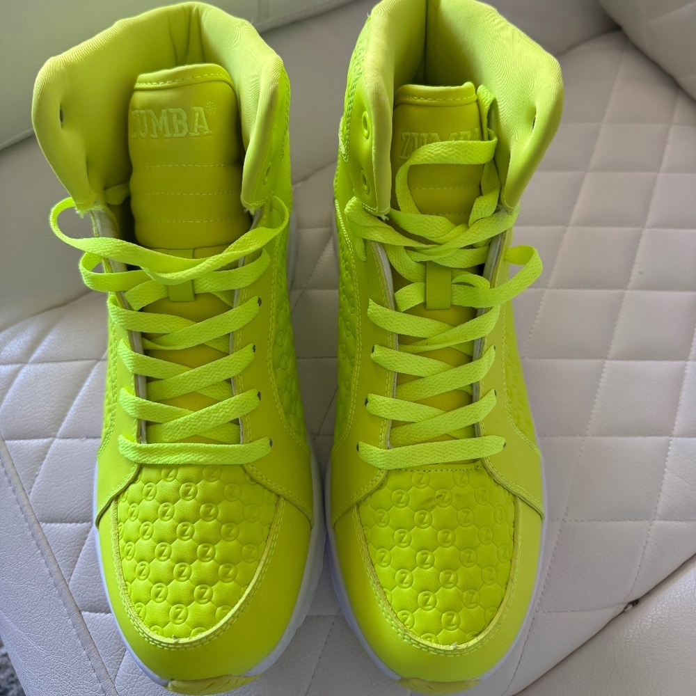 Zumba Air Boss Neon Yellow High Top Dance Fitness Sneakers 9.5